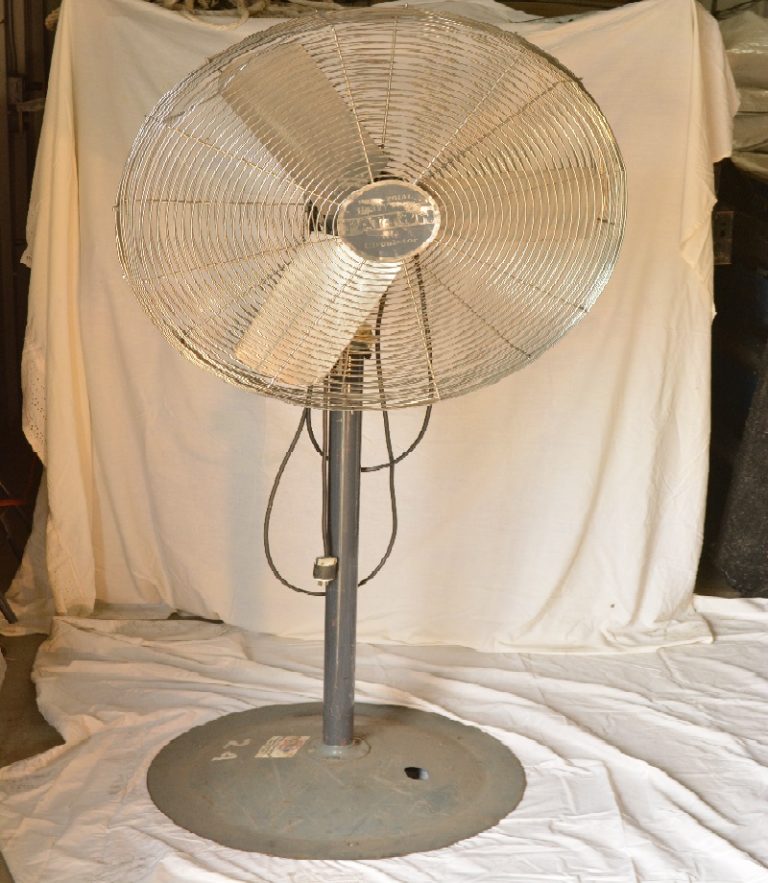 Tall Fan White Top Inc.